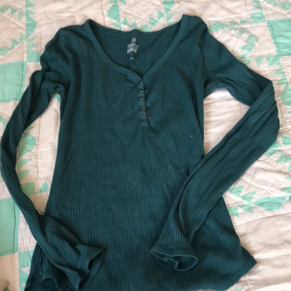 Perfect Teal Henley